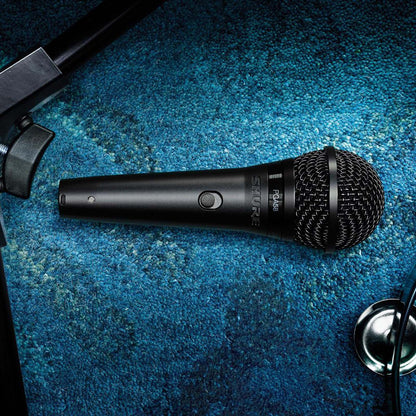 Micrófono Alámbrico SHURE para voces PGA58-QTR